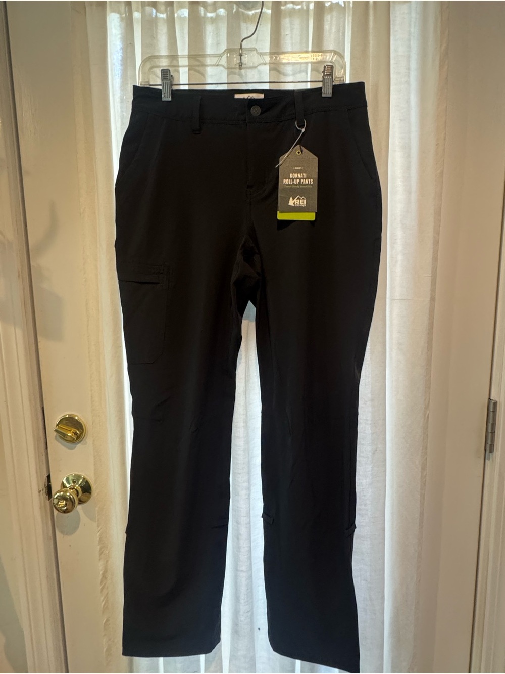 REI Women’s Black Cargo Pants with Side Pocket NWT